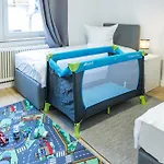 Zentrale 3-zimmer Mit Kostenlosem Parkplatz