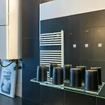 Zentrale 3-zimmer Mit Kostenlosem Parkplatz