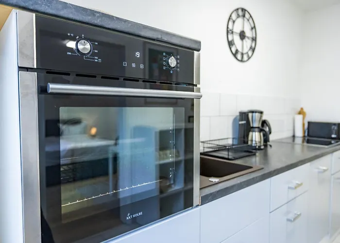 6 Gaeste - Familienfreundlich - Zentral - Kostenloser Parkplatz *